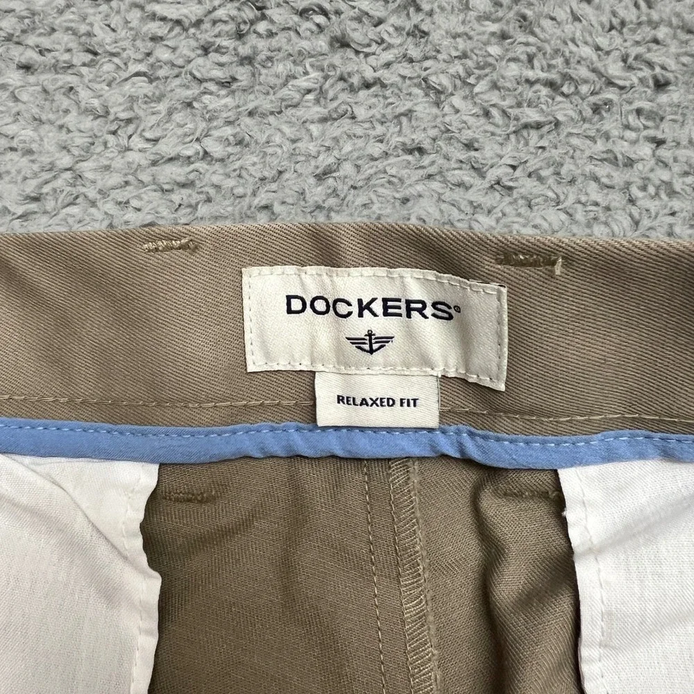 Dockers‎ Dress Pants Mens 38x34 Signature Khaki Beige Relaxed Stretch NEW Casual